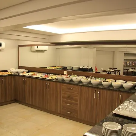 Bergama Old Hotel 3*