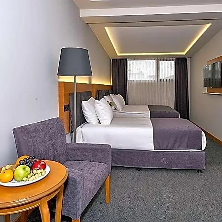 Hotel Bergama Old 3*