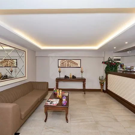Bergama Old 3*