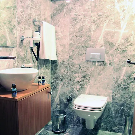 Bergama Old מלון 3*