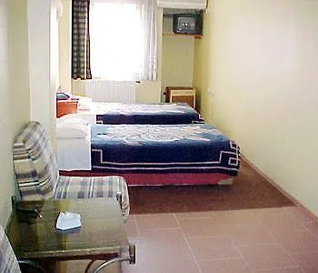 Hotel Bergama Old 3*