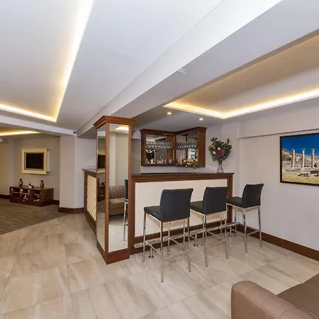 Bergama Old Hotel 3*